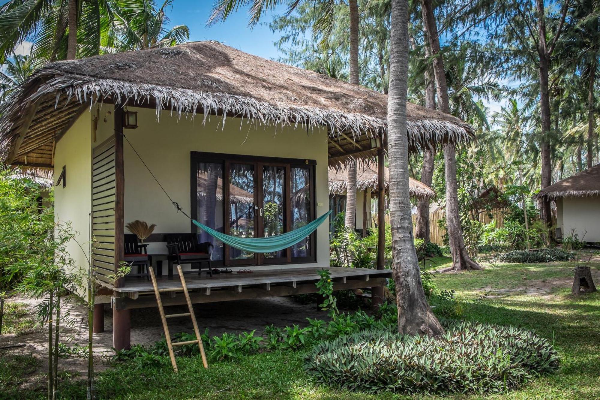 Baan Manali Resort Тонгсала Номер фото